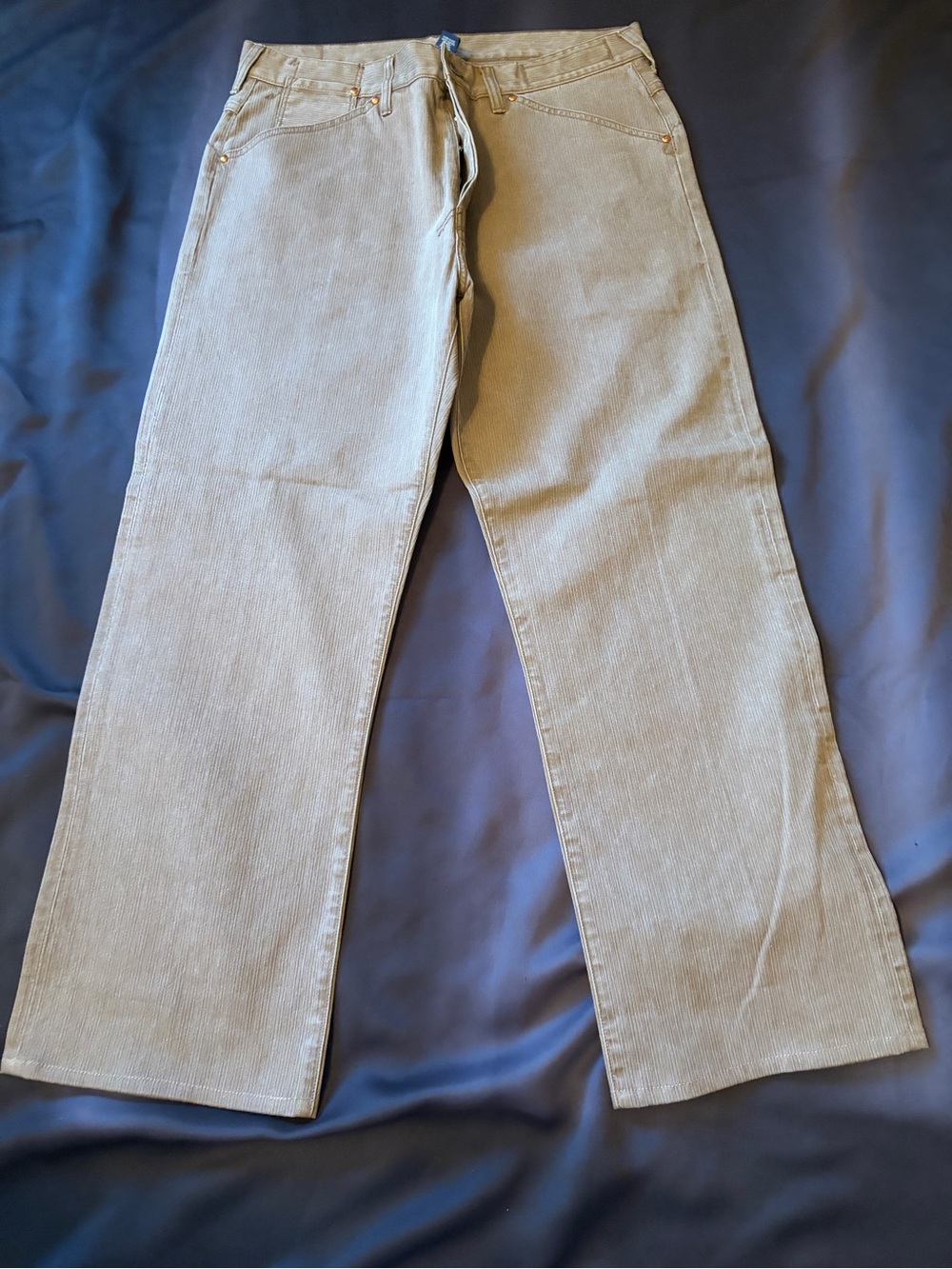 Guess Men’s Straight Jeans in Light Beige